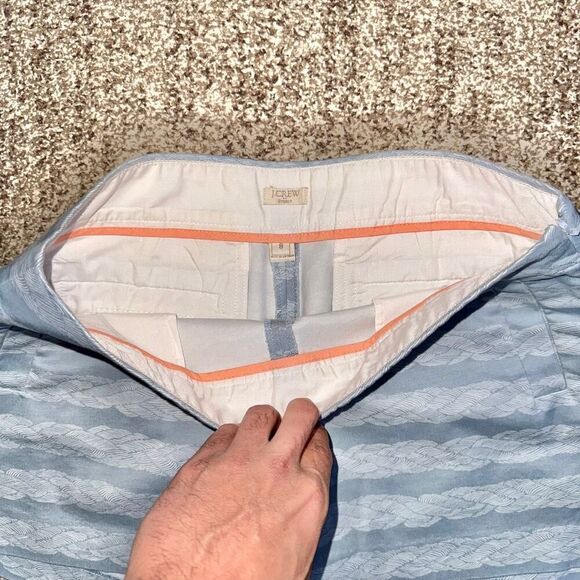 J. Crew Women's Pull On Blue Striped Stretch Summer Shorts Size 8 - Picture 8 of 9